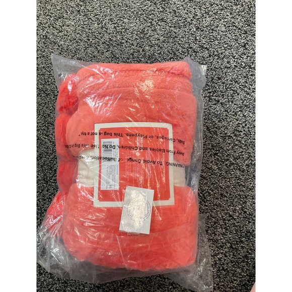 Plush Throw Blanket with Faux Fur Pom-Poms Red - Picture 3 of 3